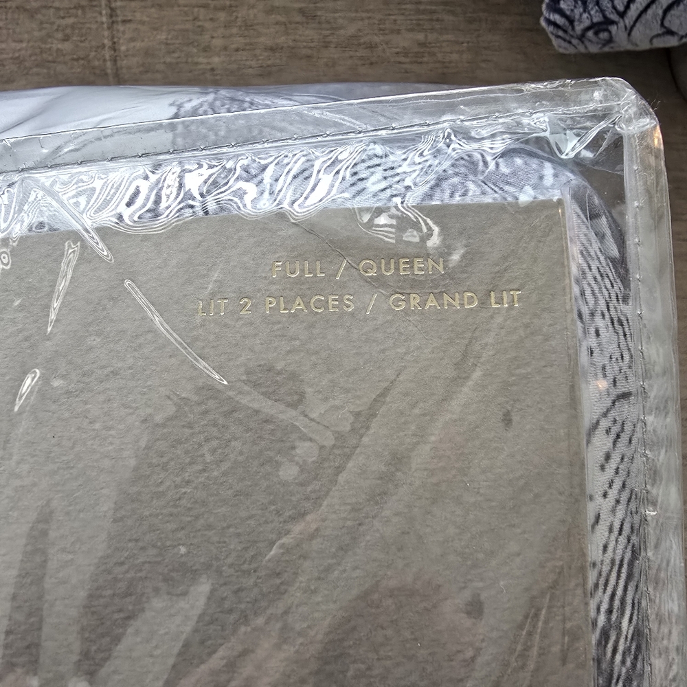 Ted Baker Paradise 3-Piece Full/Queen Comforter Set NWT - Picture 5 of 9